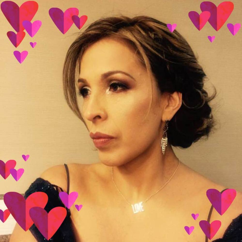 Meet your Posher, Reina